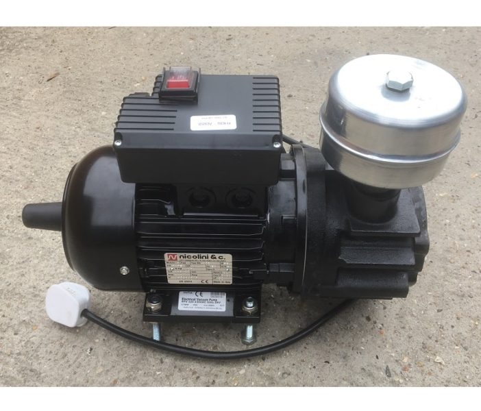Fullwood Replacement Mobile Milker Vacuum Pump – 220l/pm